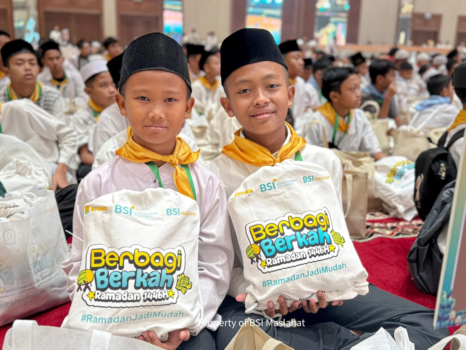 Menyantuni Anak Yatim di Bulan Muharram